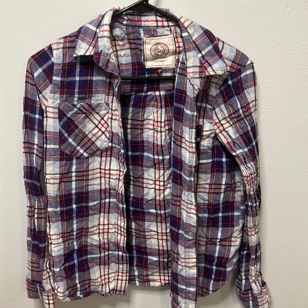 Women’s button down shirt